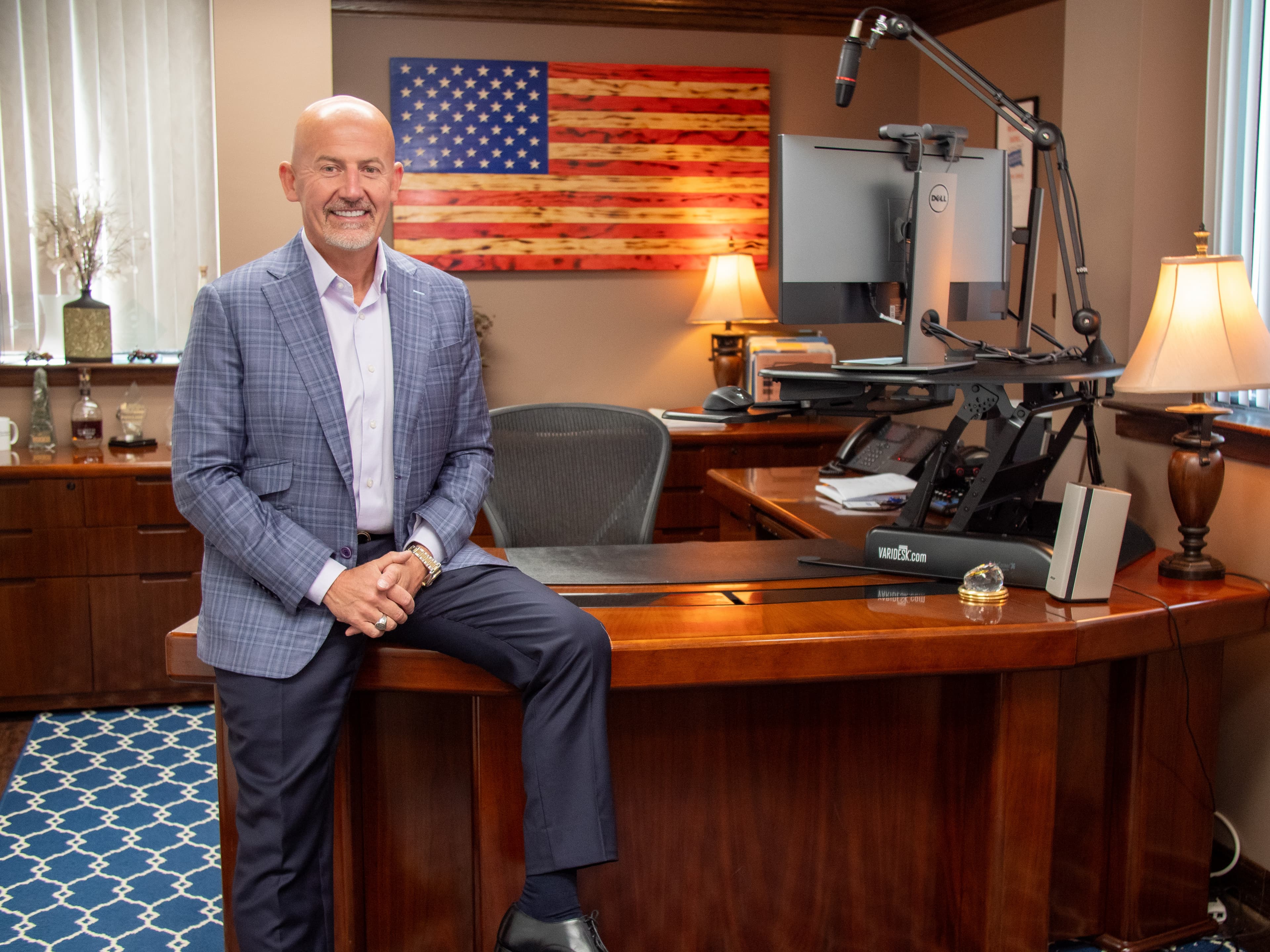 Steve Lowisz in office