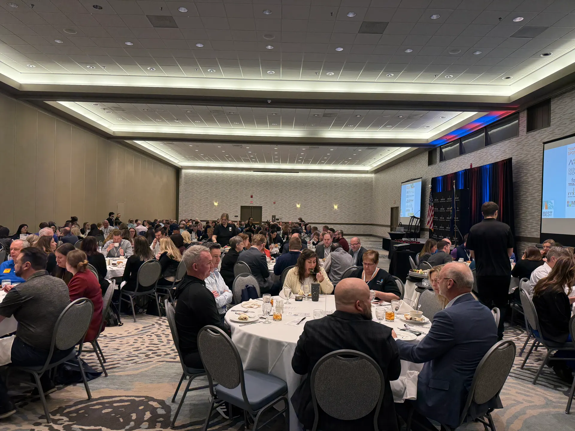 Steve Lowisz at a speaking event